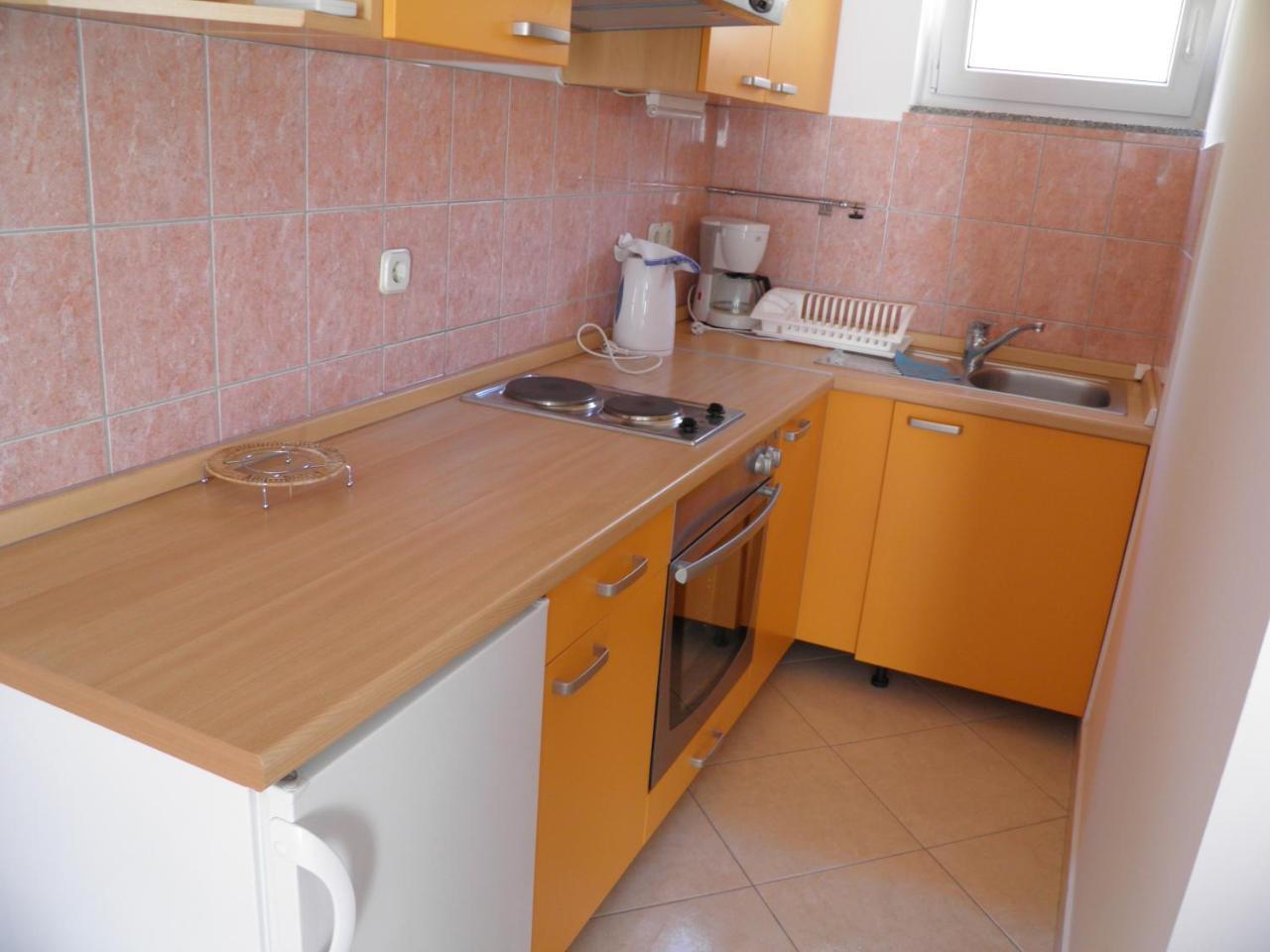 Apartments Pintar Zarok Baška Exteriör bild