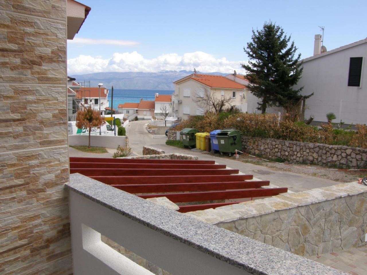 Apartments Pintar Zarok Baška Exteriör bild