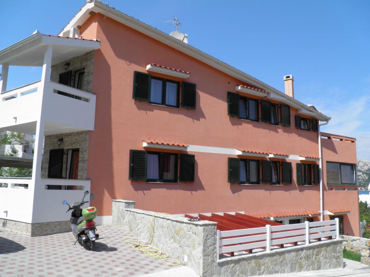 Apartments Pintar Zarok Baška Exteriör bild